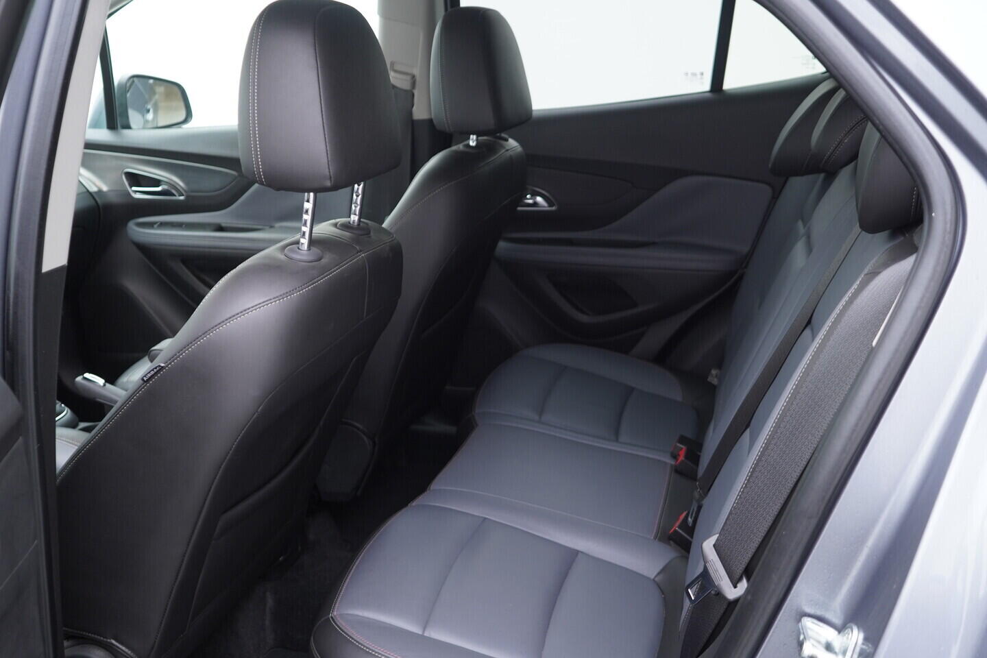 OM190V02750_39.webp_MOKKA COSMO 1.7  96 kW manuál