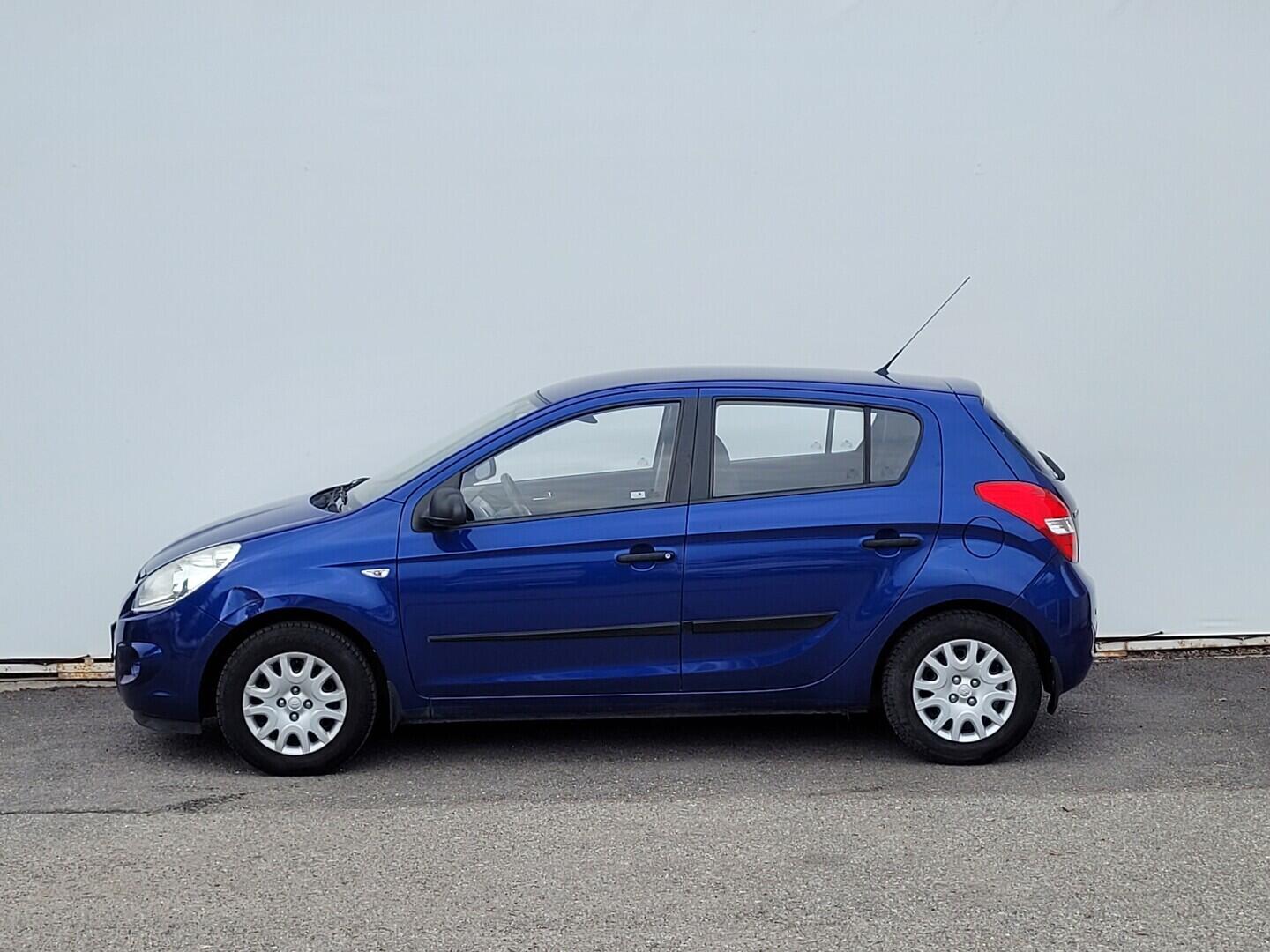 OM190V02751_12.webp_I20  1.2 i 57 kW manuál