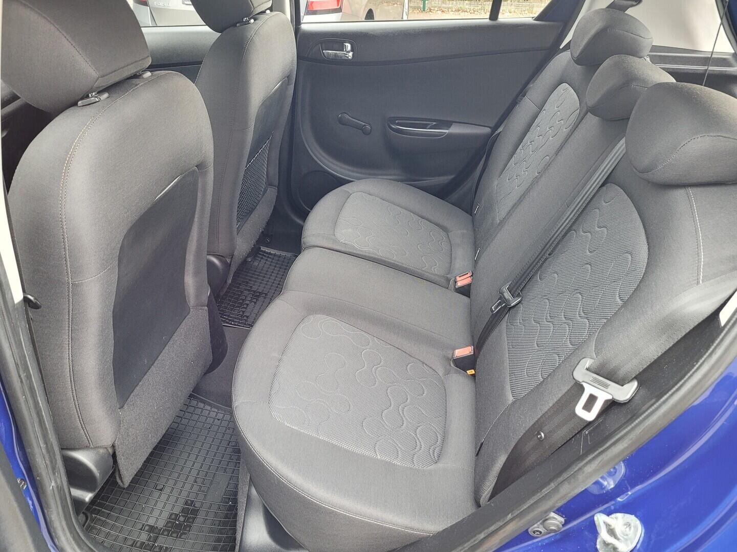 OM190V02751_30.webp_I20  1.2 i 57 kW manuál