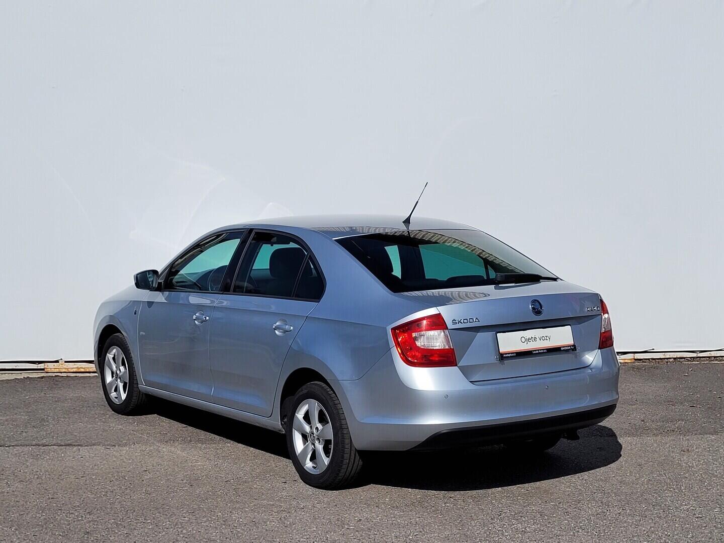 OM190V02752_15.webp_RAPID Ambition Plus 1.2 TSI 77 kW manuál