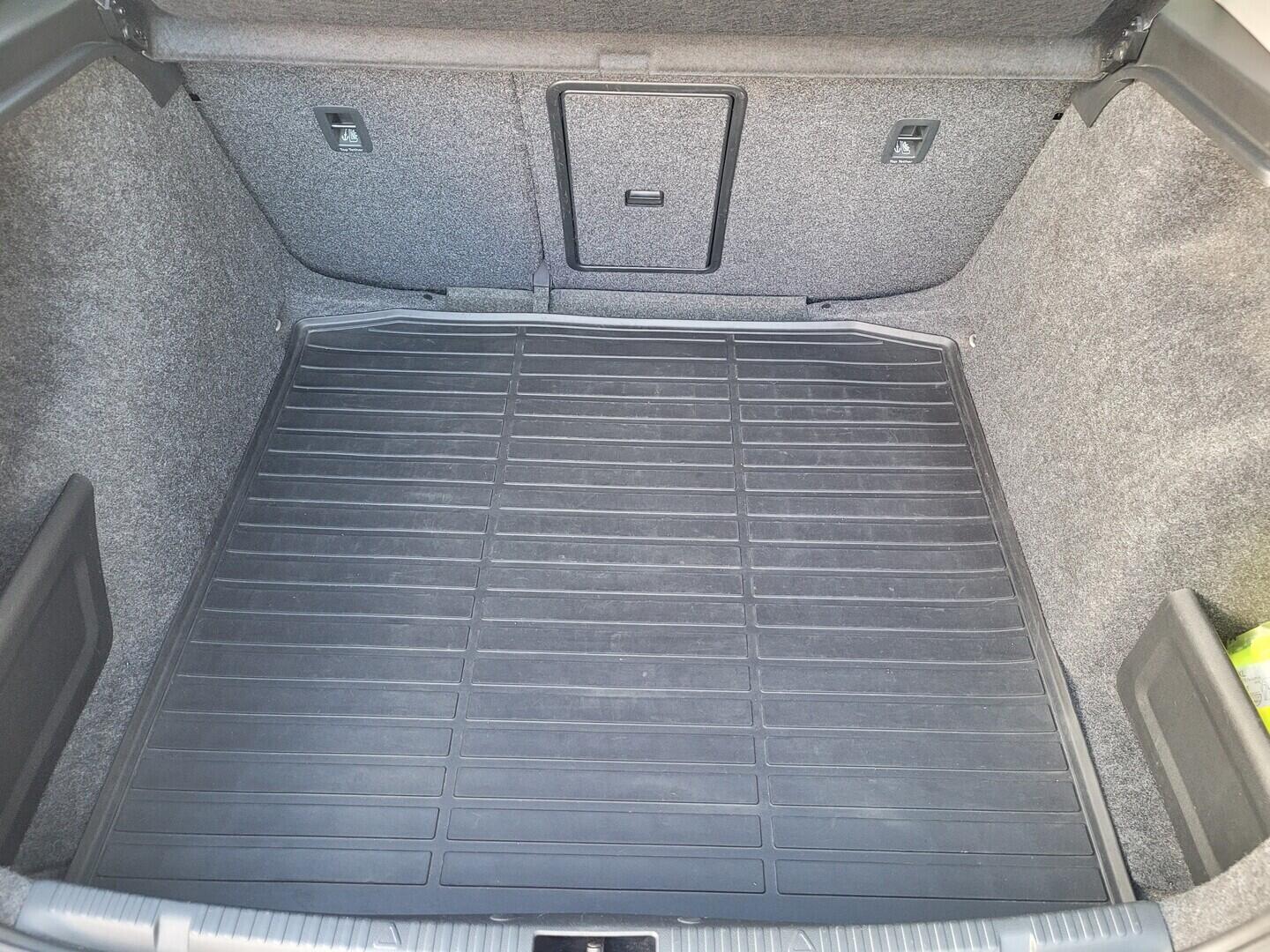 OM190V02752_29.webp_RAPID Ambition Plus 1.2 TSI 77 kW manuál