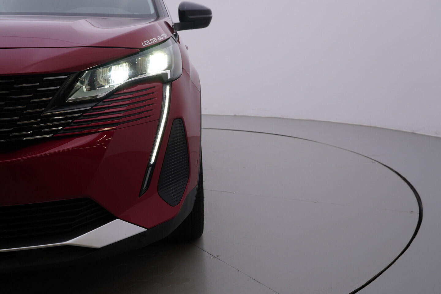 OM190V02757_44.webp_3008 Allure Pack 1.2 PureTech 96 kW manuál