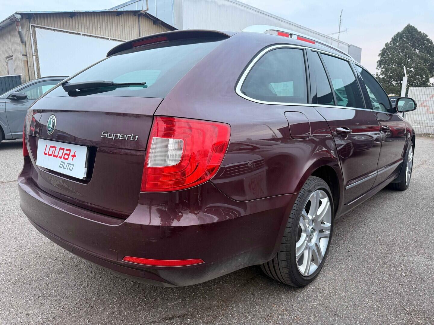 OM190V02758_11.webp_SUPERB Elegance 2.0 TDI 125 kW automat