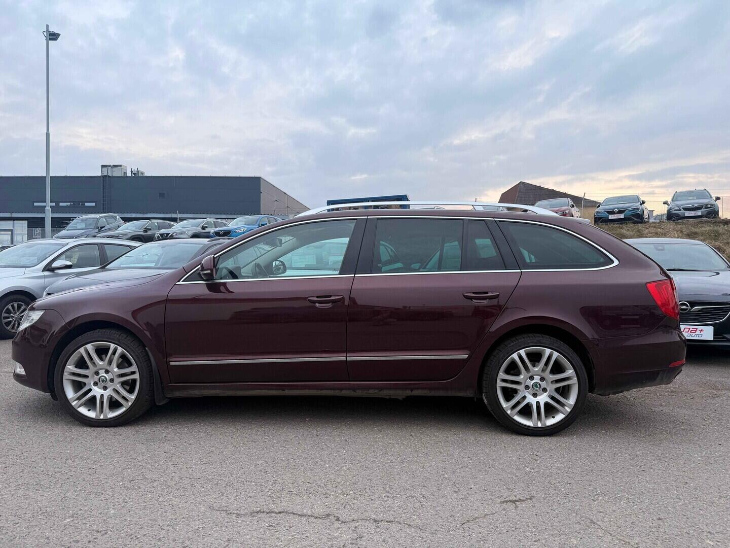 OM190V02758_12.webp_SUPERB Elegance 2.0 TDI 125 kW automat