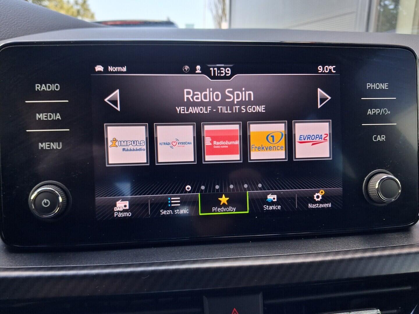 OM190V02759_24.webp_KAMIQ Monte Carlo 1.5 TSI 110 kW manuál