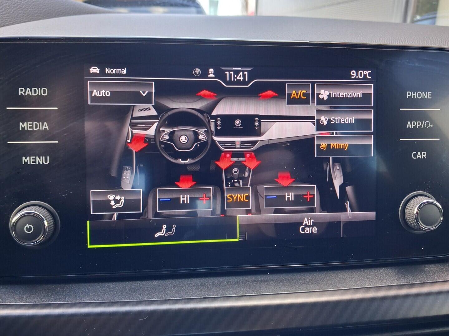 OM190V02759_27.webp_KAMIQ Monte Carlo 1.5 TSI 110 kW manuál