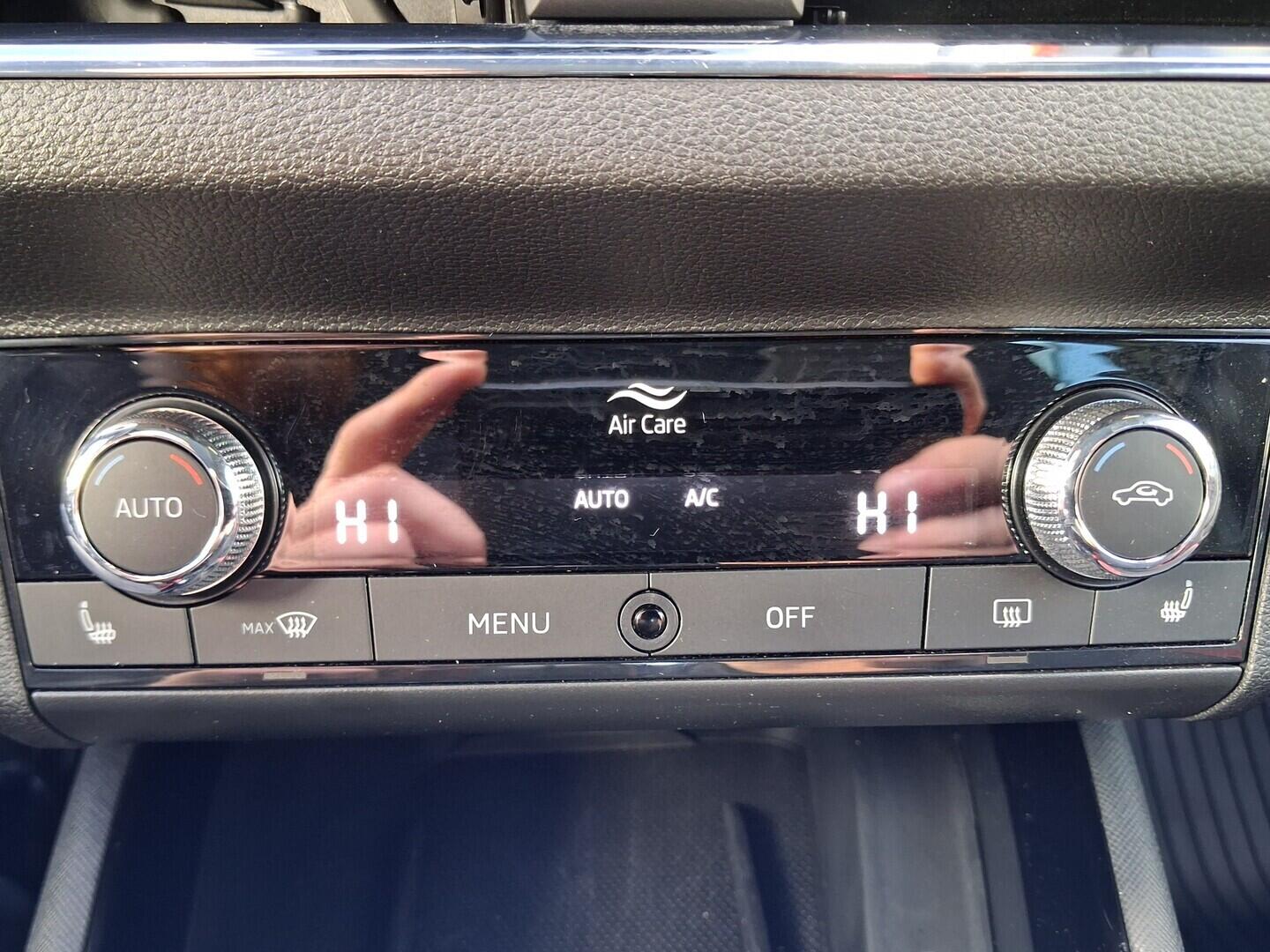 OM190V02759_29.webp_KAMIQ Monte Carlo 1.5 TSI 110 kW manuál