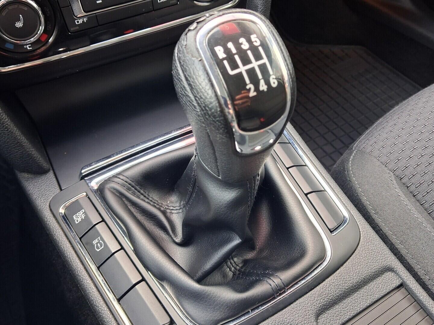 OM190V02762_28.webp_SUPERB Elegance 2.0 TDI 103 kW manuál