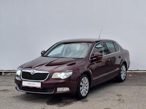 SUPERB Elegance 2.0 TDI 103 kW manuál