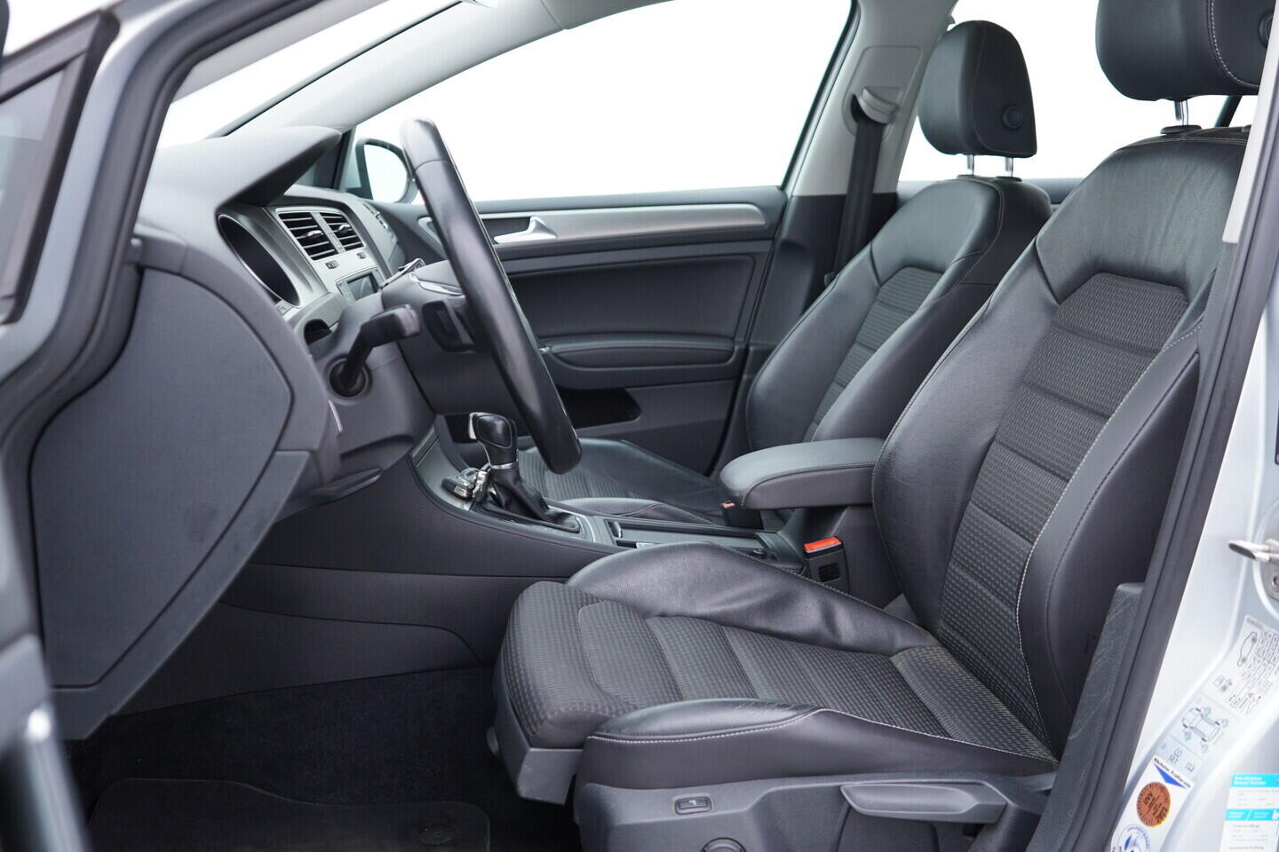 OM190V02765_23.webp_GOLF VARIANT Comfortline 1.6 TDI 81 kW automat