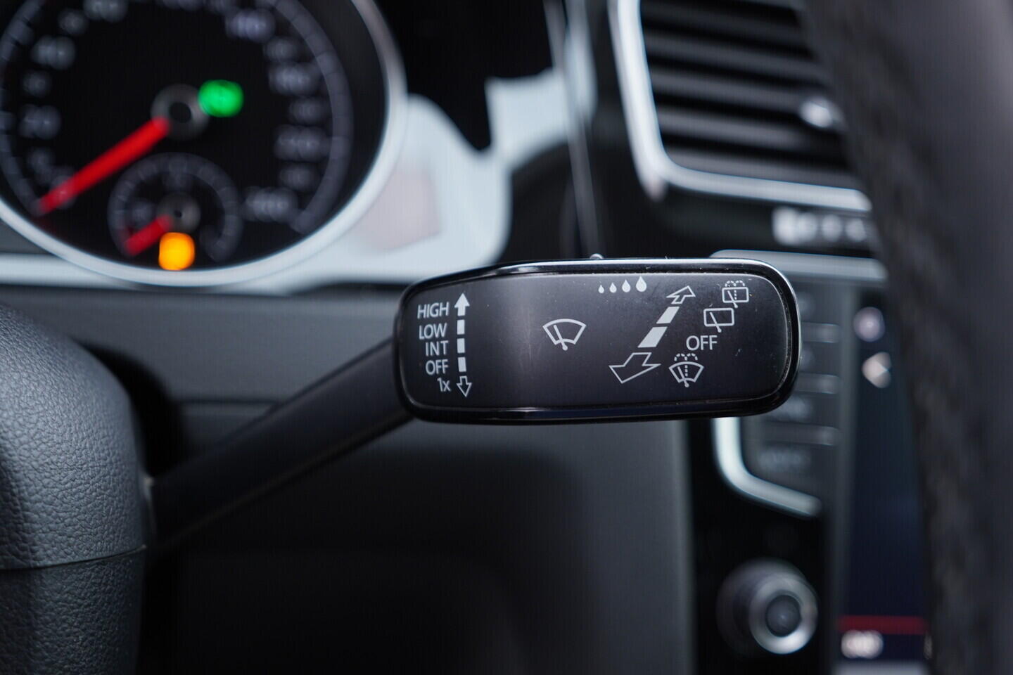 OM190V02766_26.webp_GOLF Highline 2.0 TDI 110 kW automat