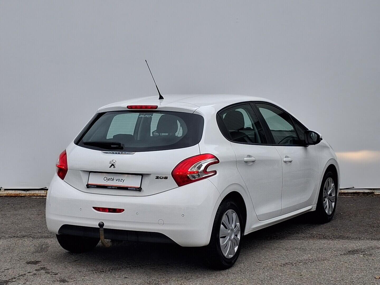 OM190V02768_11.webp_208 Active 1.0 Puretech 50 kW manuál