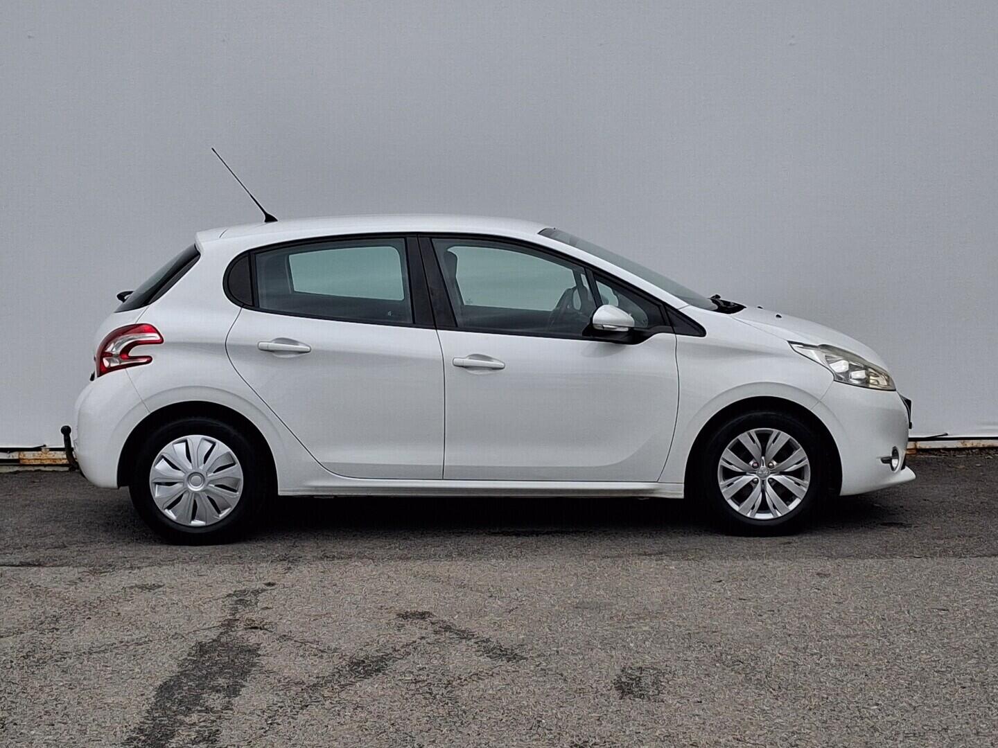 OM190V02768_16.webp_208 Active 1.0 Puretech 50 kW manuál