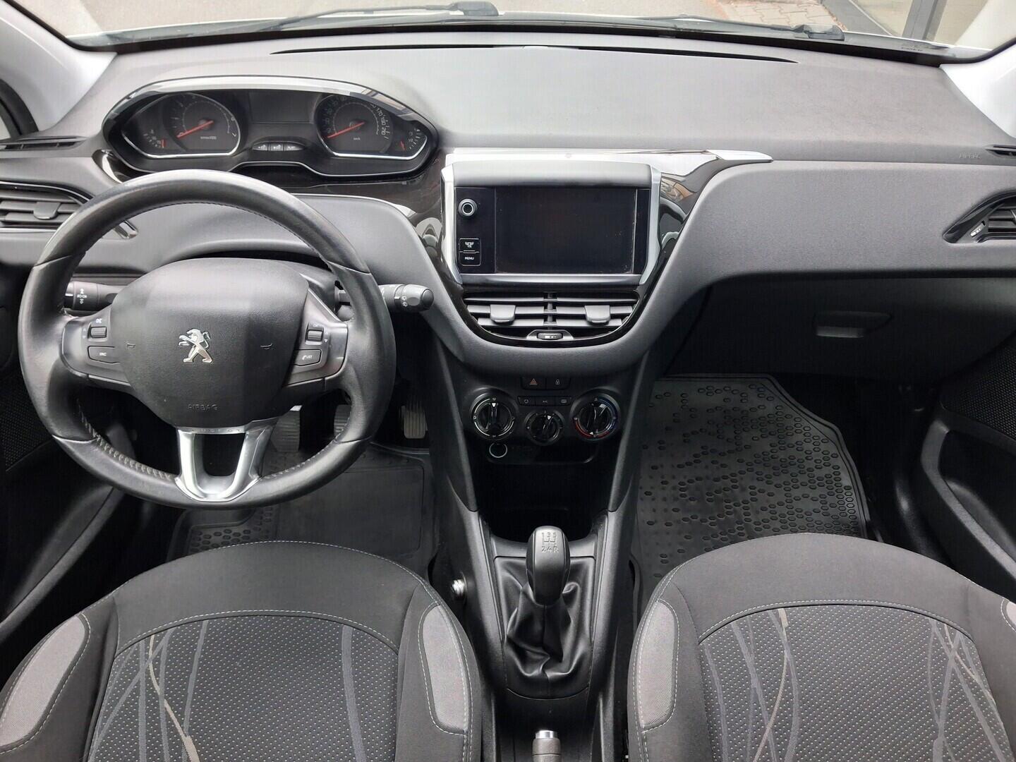 OM190V02768_18.webp_208 Active 1.0 Puretech 50 kW manuál