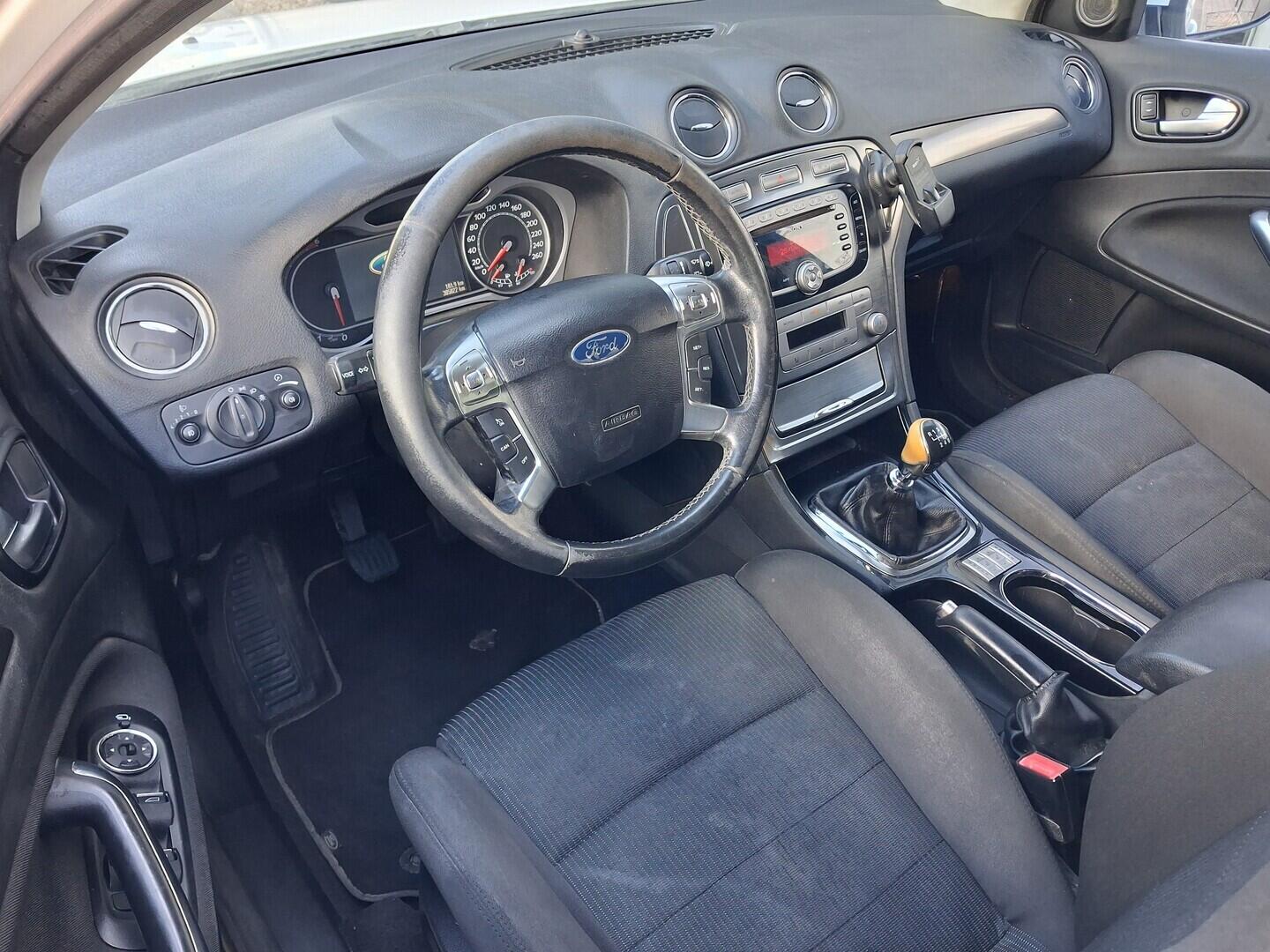 OM190V02773_19.webp_MONDEO Titanium 2.0 TDCi 103 kW manuál