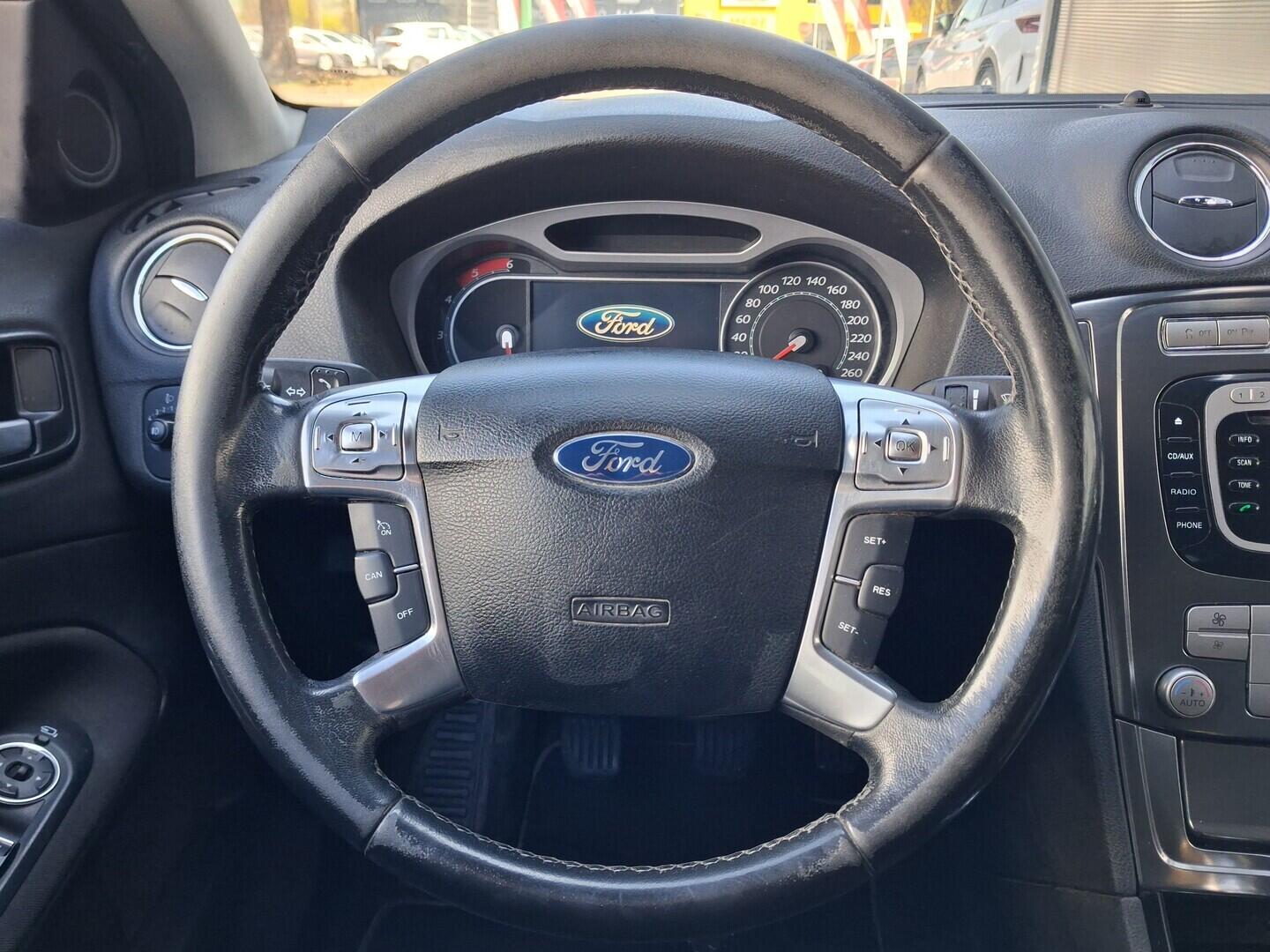 OM190V02773_23.webp_MONDEO Titanium 2.0 TDCi 103 kW manuál