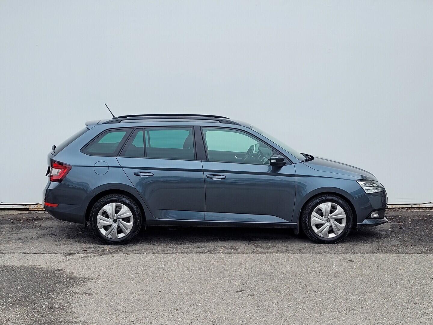 OM190V02775_16.webp_FABIA Style Plus 1.0 TSI 70 kW manuál