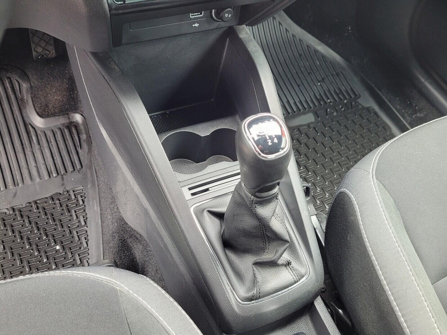 OM190V02775_29.webp_FABIA Style Plus 1.0 TSI 70 kW manuál