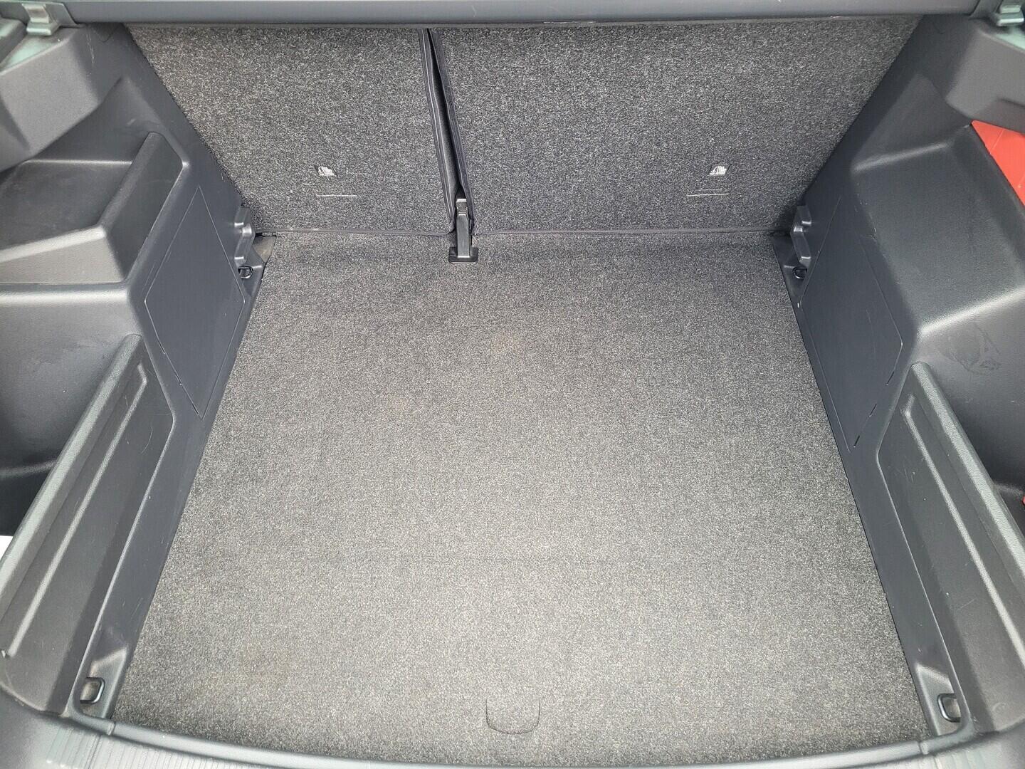 OM190V02775_31.webp_FABIA Style Plus 1.0 TSI 70 kW manuál