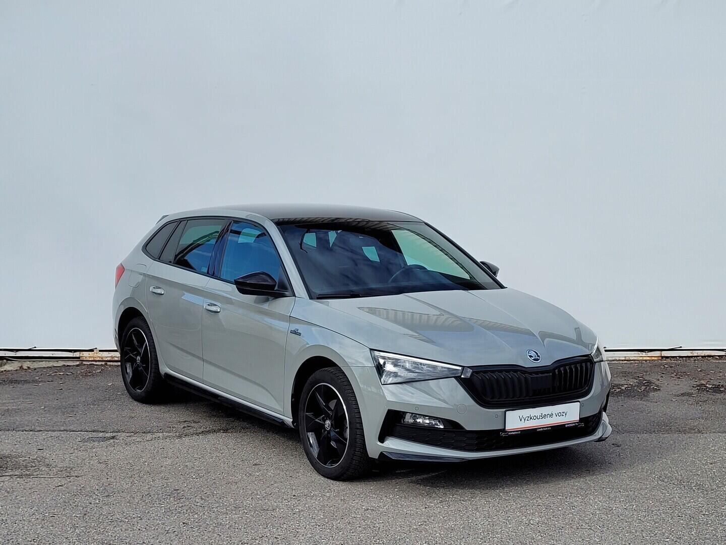 OM190V02777_14.webp_SCALA Monte Carlo 1.5 TSI 110 kW manuál