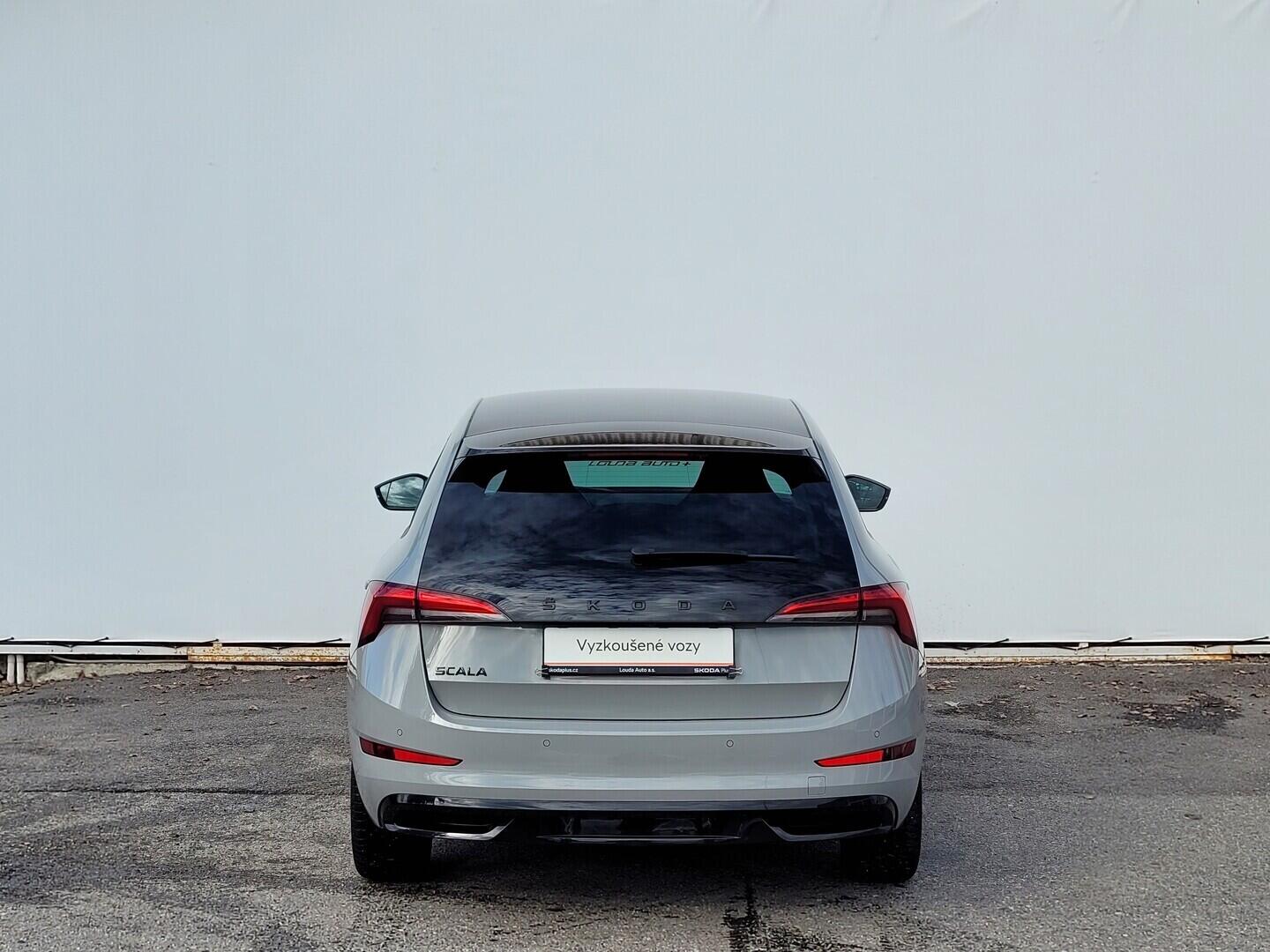 OM190V02777_17.webp_SCALA Monte Carlo 1.5 TSI 110 kW manuál