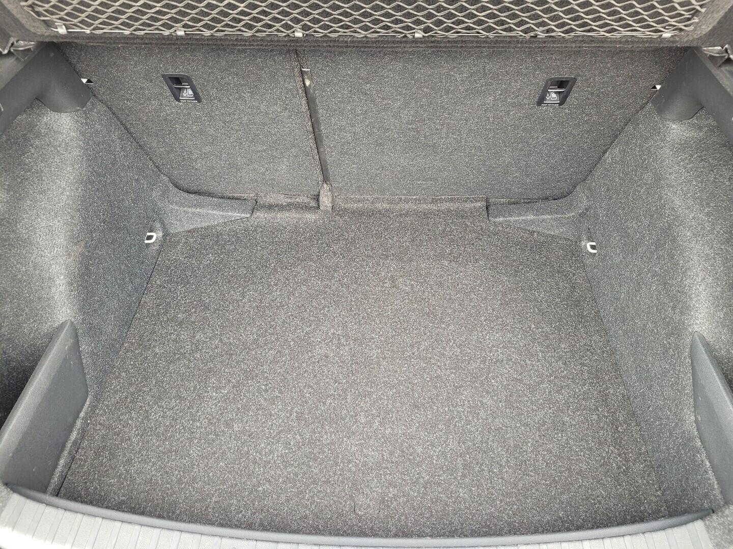 OM190V02777_31.webp_SCALA Monte Carlo 1.5 TSI 110 kW manuál