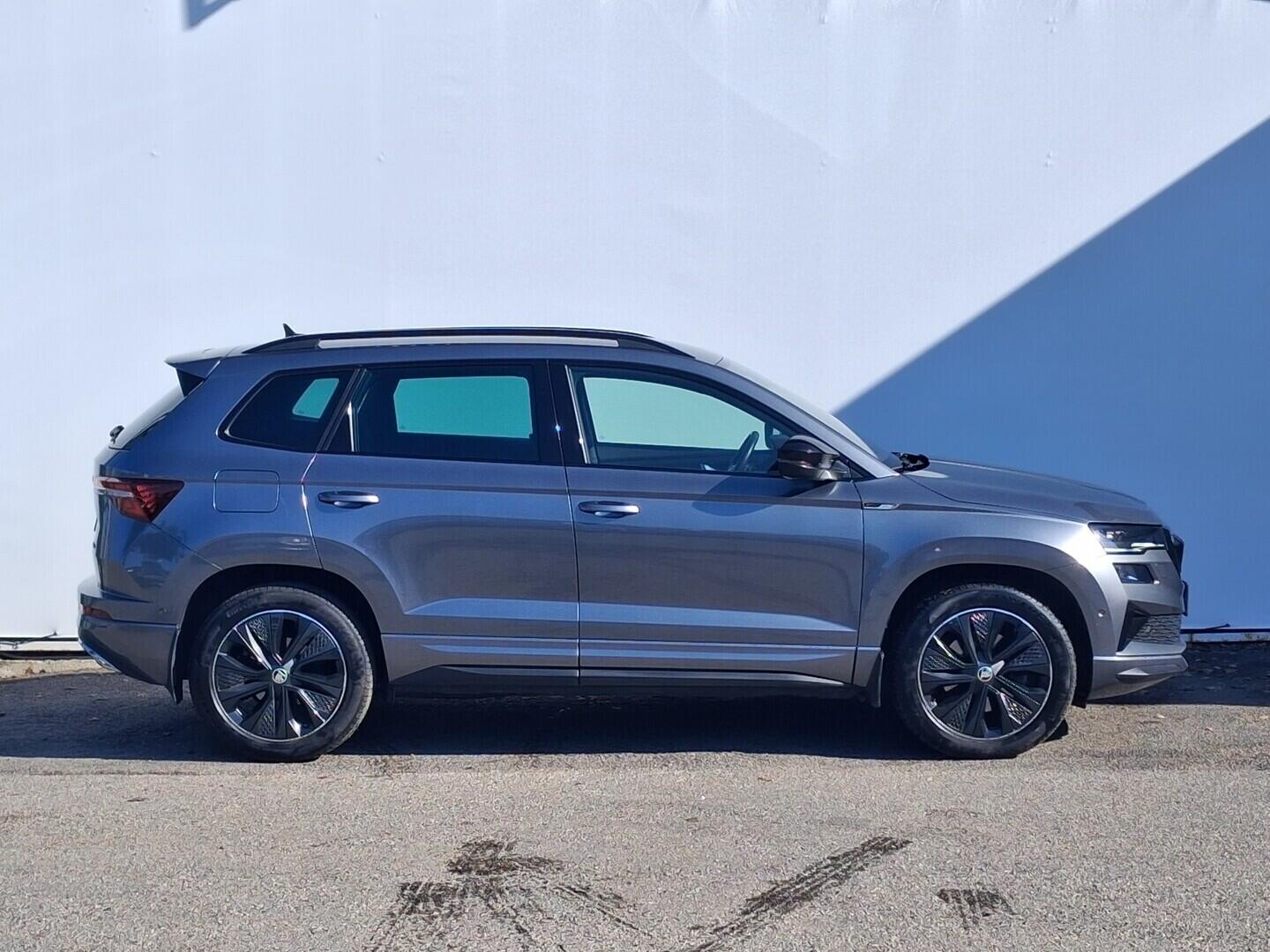 OM190V02778_16.webp_KAROQ SportLine 2.0 TDI 110 kW automat