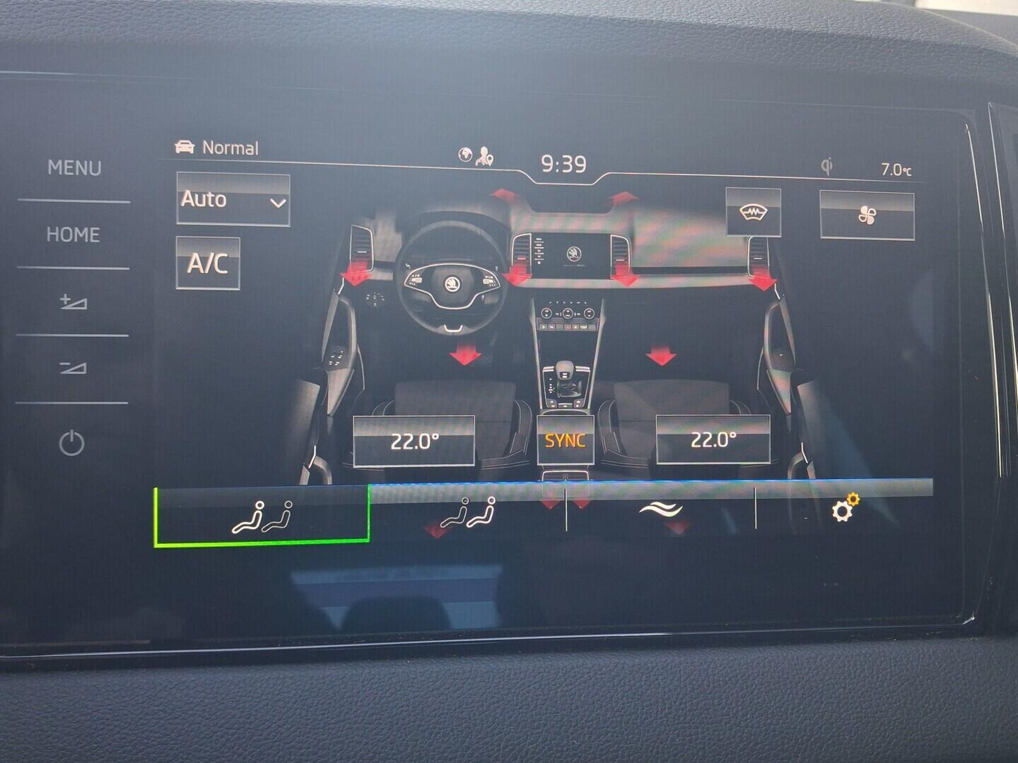 OM190V02778_27.webp_KAROQ SportLine 2.0 TDI 110 kW automat