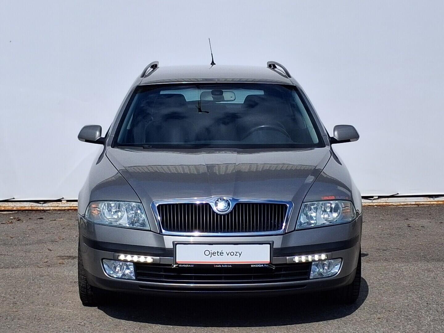 OM190V02784_13.webp_OCTAVIA Elegance 2.0 TDI 103 kW automat