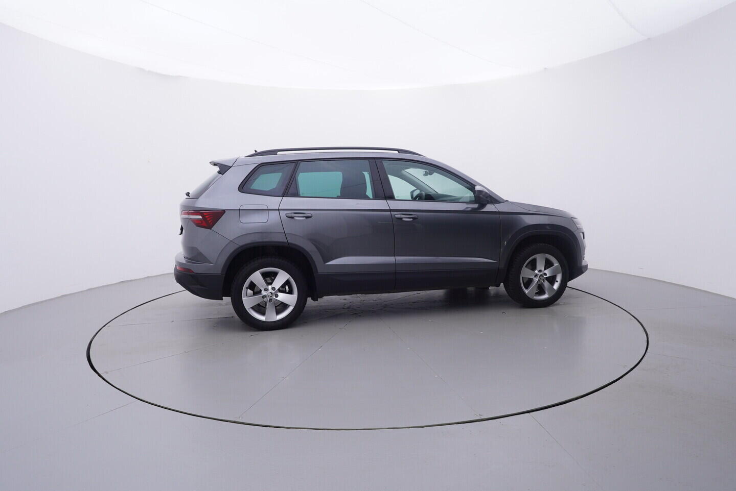 OM190V02785_15.webp_KAROQ Style 1.5 TSI 110 kW manuál