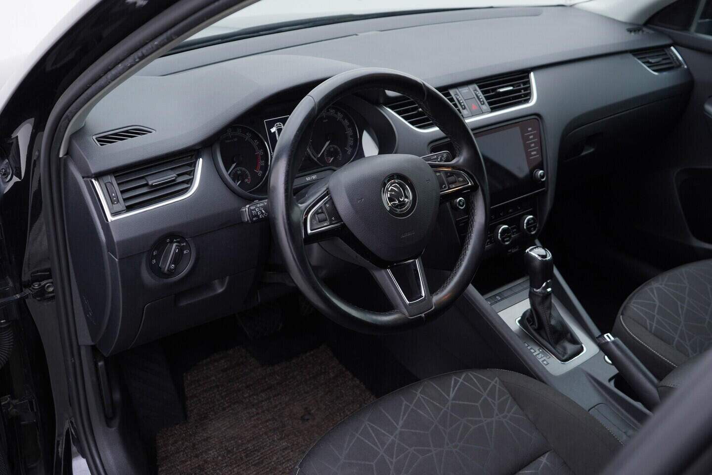 OM190V02788_21.webp_OCTAVIA Style 2.0 TDI 110 kW automat, DPH