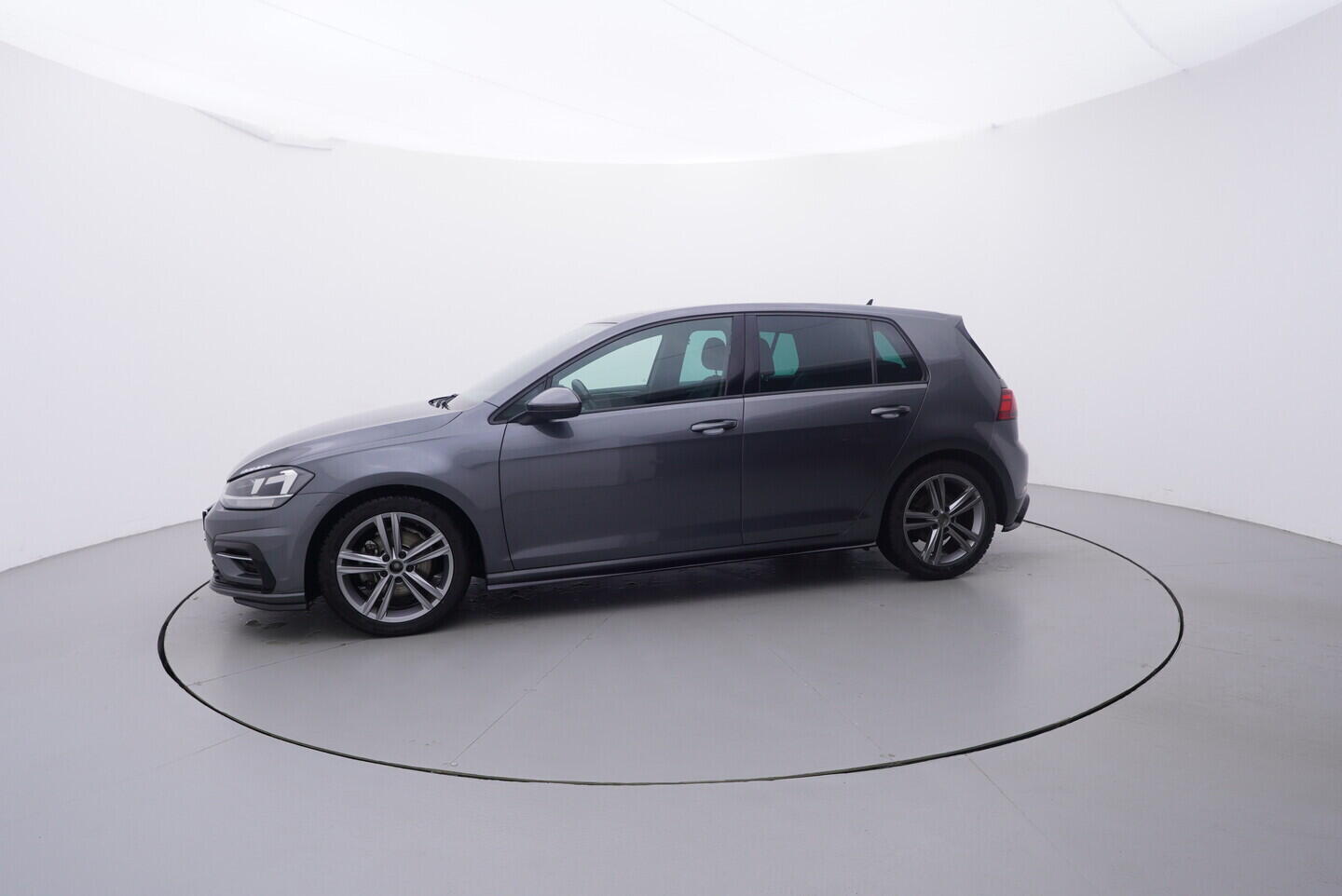 OM190V02790_11.webp_GOLF Sport 1.5 TSI 110 kW automat