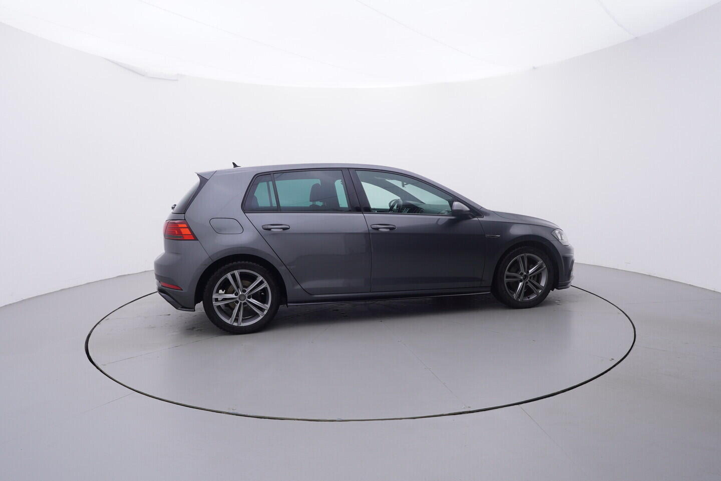 OM190V02790_15.webp_GOLF Sport 1.5 TSI 110 kW automat