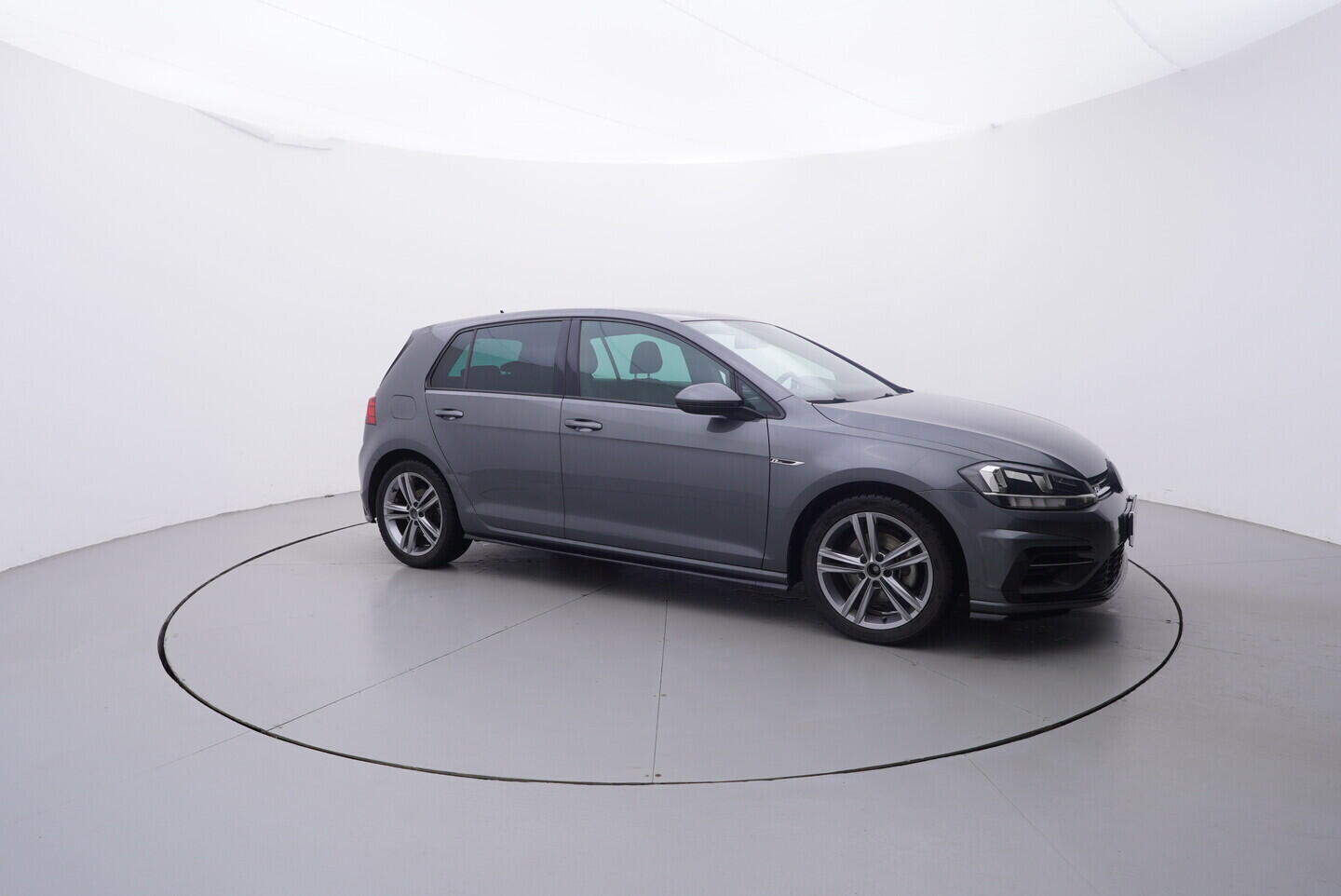 OM190V02790_16.webp_GOLF Sport 1.5 TSI 110 kW automat