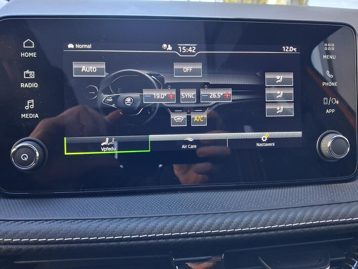 OM190V02794_27.webp_FABIA Monte Carlo 1.0 TSI 85 kW automat, DPH