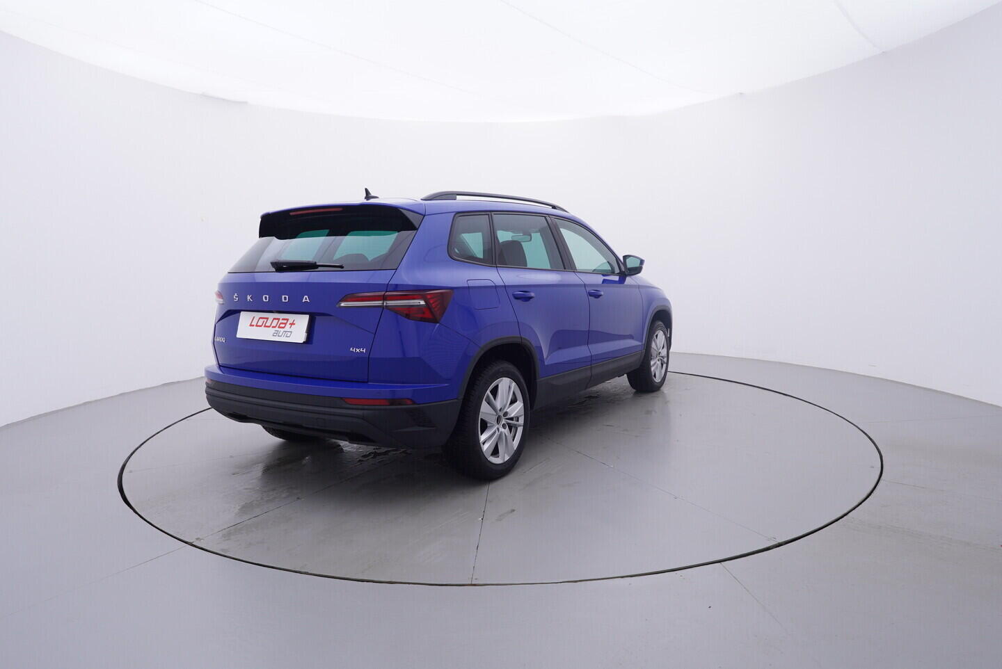 OM190V02797_14.webp_KAROQ Style 2.0 TDI 110 kW automat, DPH