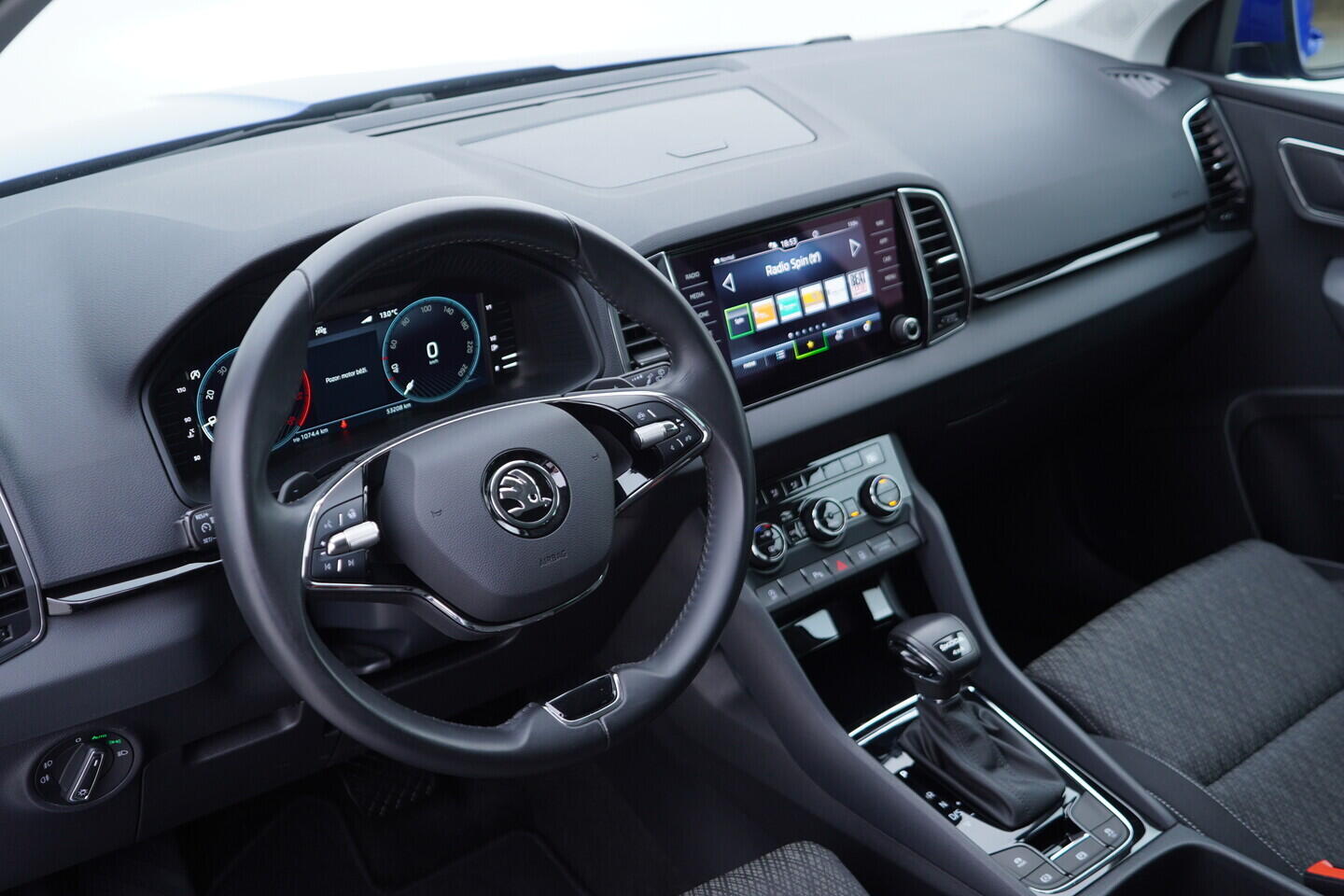 OM190V02797_21.webp_KAROQ Style 2.0 TDI 110 kW automat, DPH