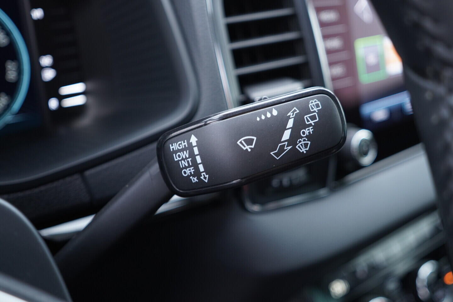 OM190V02797_24.webp_KAROQ Style 2.0 TDI 110 kW automat, DPH