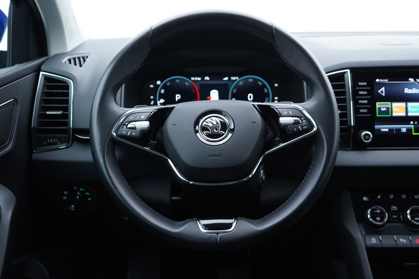 OM190V02797_28.webp_KAROQ Style 2.0 TDI 110 kW automat, DPH