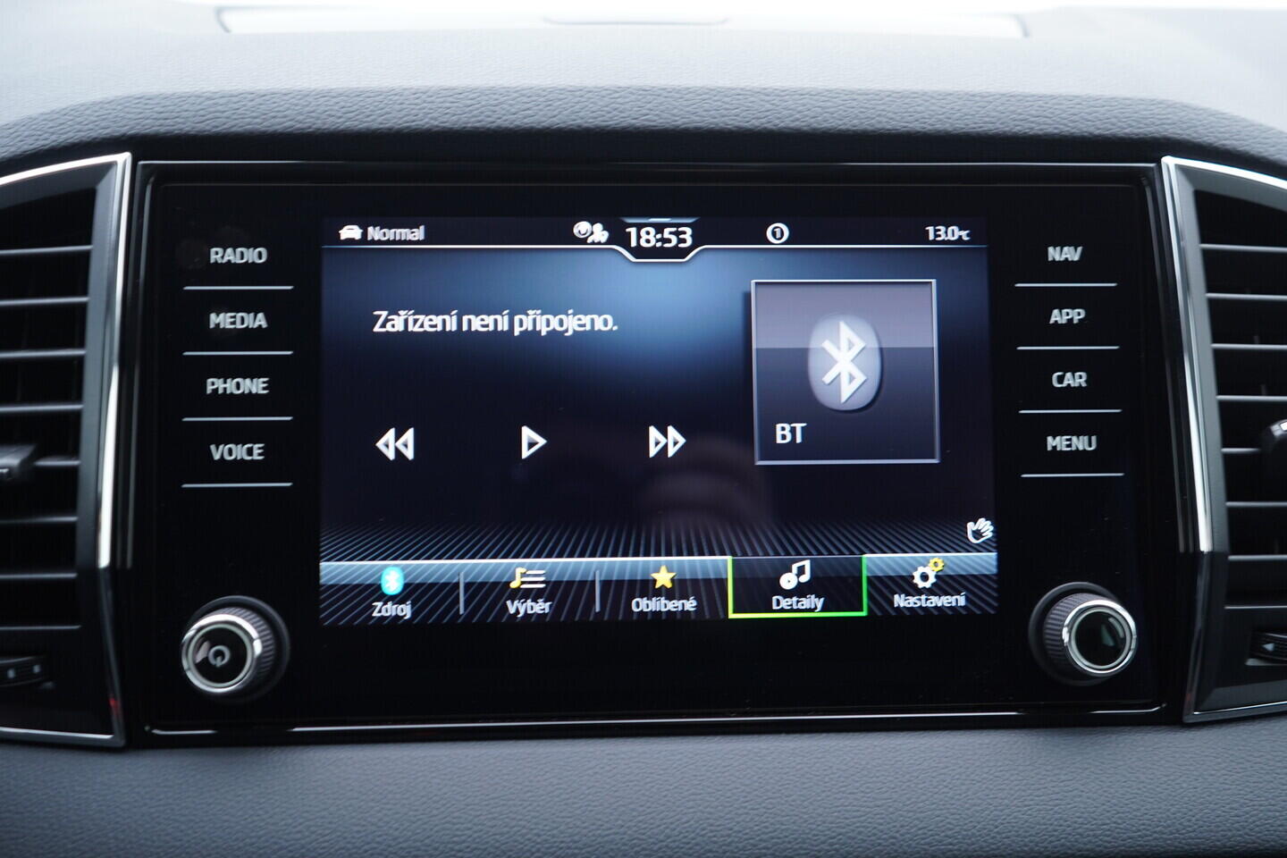 OM190V02797_30.webp_KAROQ Style 2.0 TDI 110 kW automat, DPH