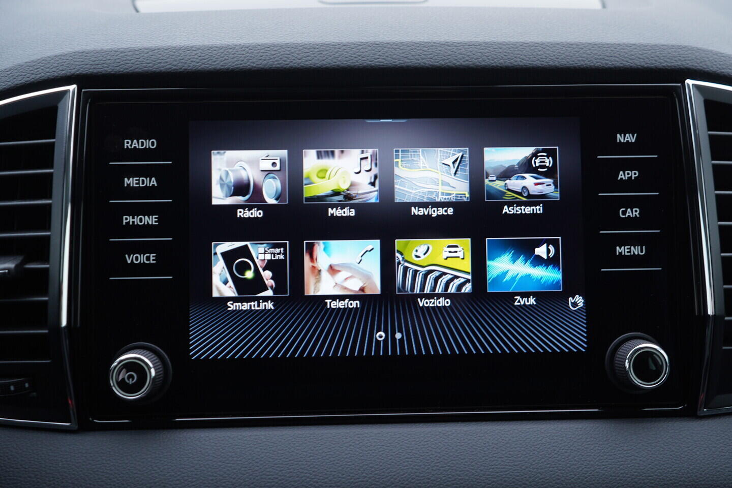 OM190V02797_31.webp_KAROQ Style 2.0 TDI 110 kW automat, DPH