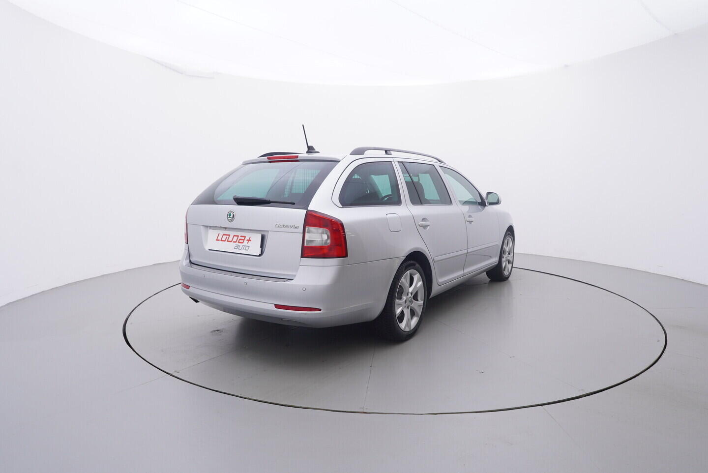 OM190V02799_14.webp_OCTAVIA Elegance 2.0 TDI 103 kW automat