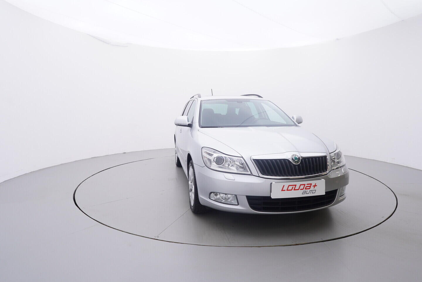 OM190V02799_17.webp_OCTAVIA Elegance 2.0 TDI 103 kW automat