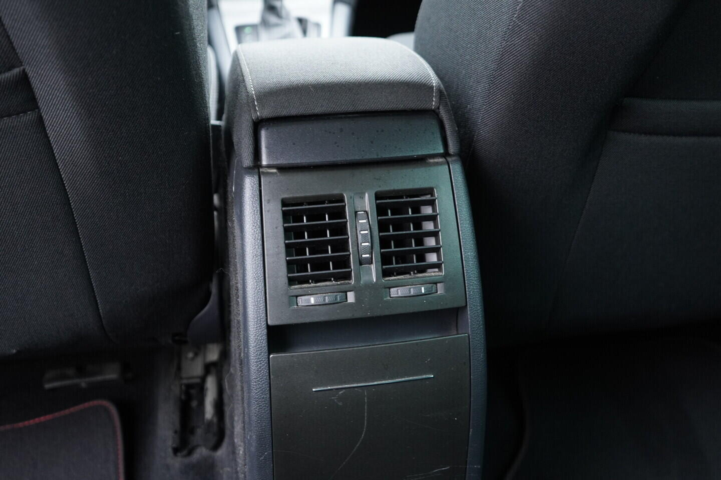 OM190V02799_35.webp_OCTAVIA Elegance 2.0 TDI 103 kW automat
