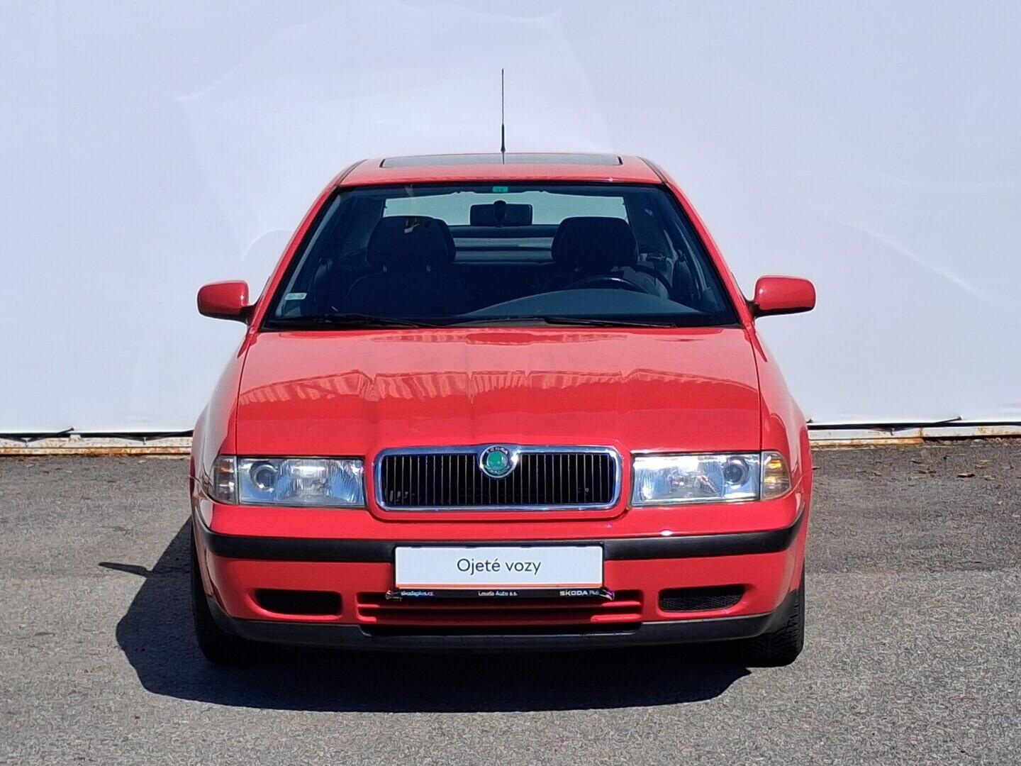 OM190V02801_13.webp_OCTAVIA  1.6 AEE 55 kW manuál