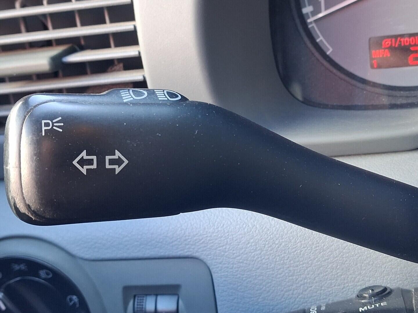 OM190V02801_26.webp_OCTAVIA  1.6 AEE 55 kW manuál