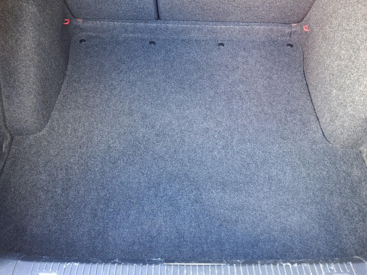 OM190V02801_30.webp_OCTAVIA  1.6 AEE 55 kW manuál