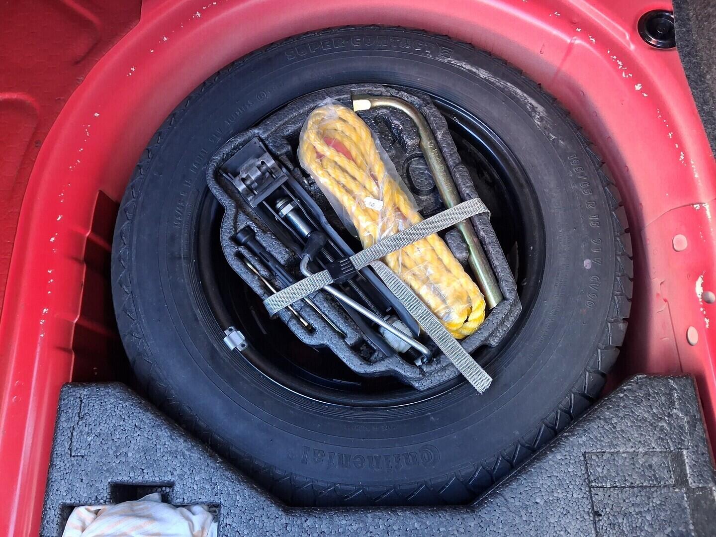 OM190V02801_31.webp_OCTAVIA  1.6 AEE 55 kW manuál