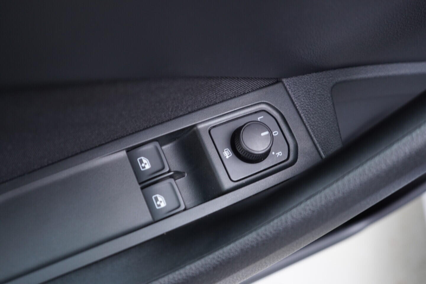 OM190V02805_20.webp_KAMIQ Ambition 1.0 TSI 70 kW manuál, DPH