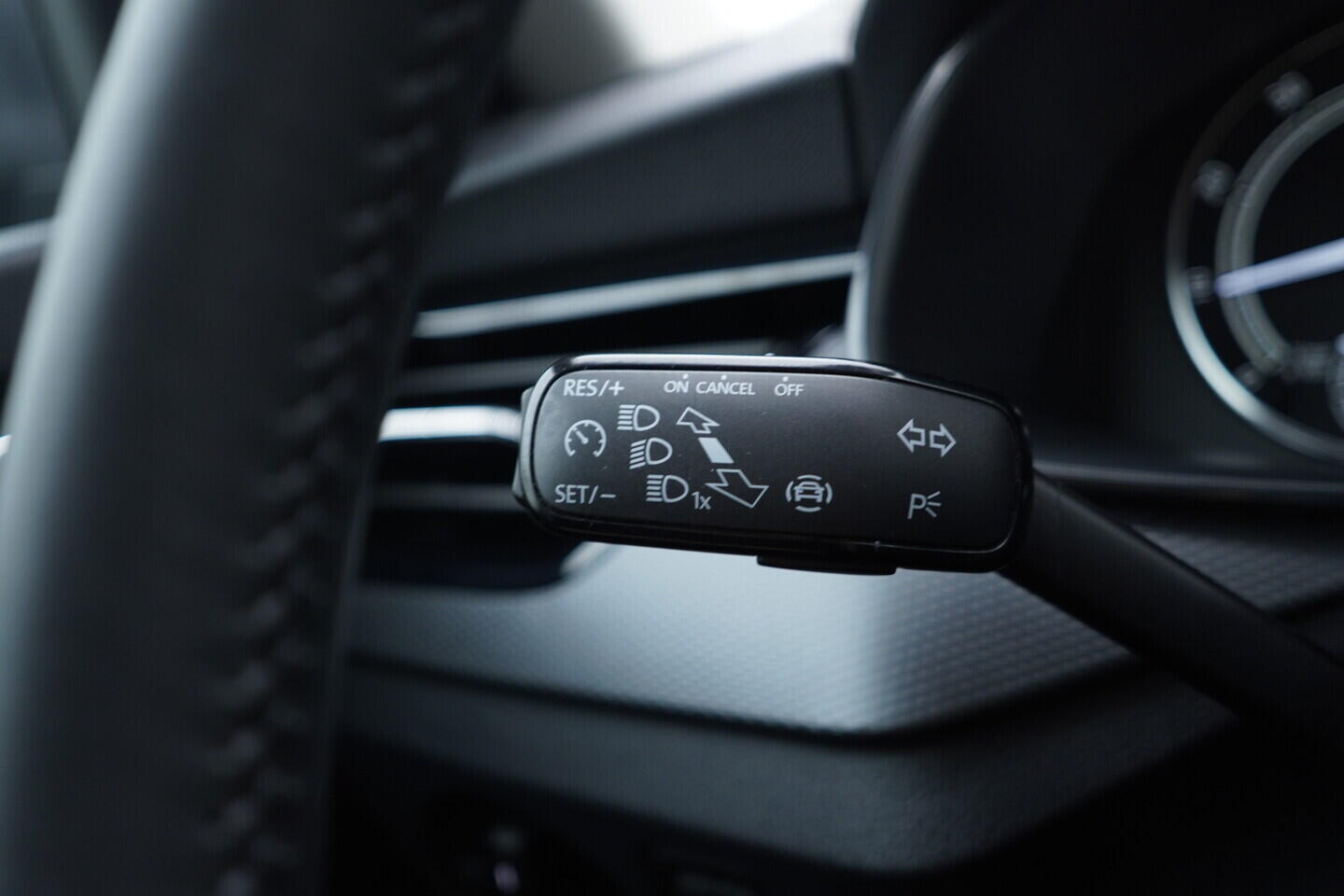 OM190V02805_28.webp_KAMIQ Ambition 1.0 TSI 70 kW manuál, DPH